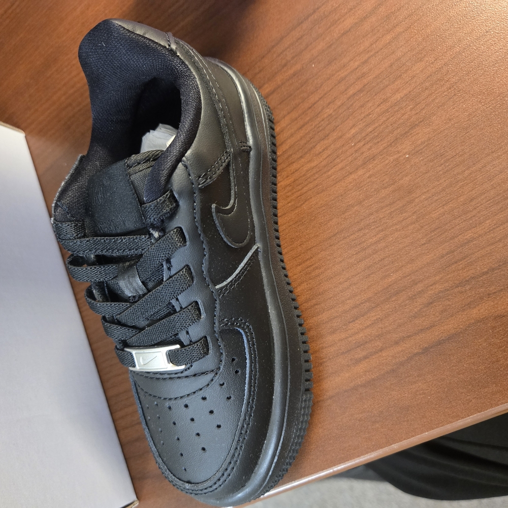 Nike Kids Black Sneakers